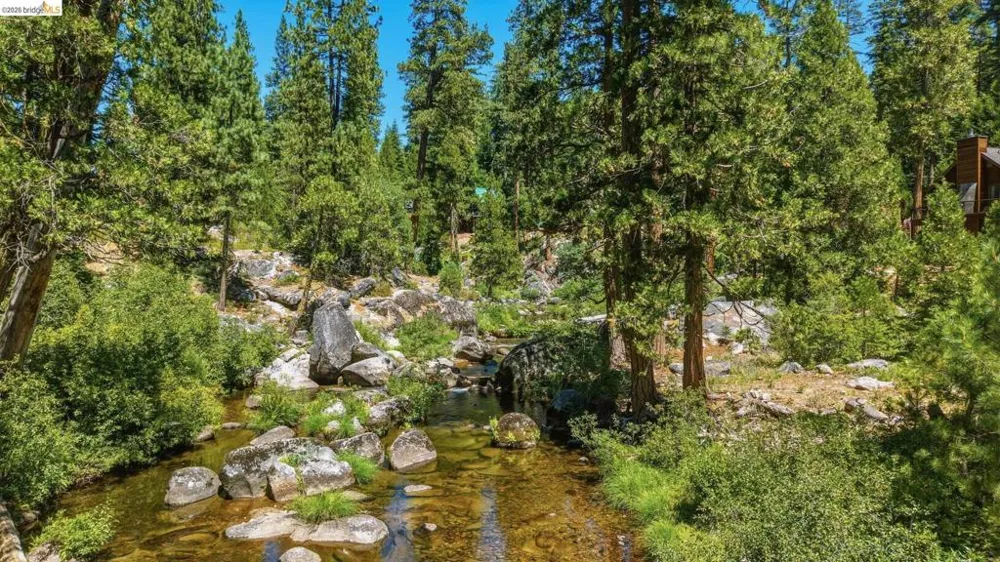 31500 Old Strawberry Rd Strawberry, CA 95364