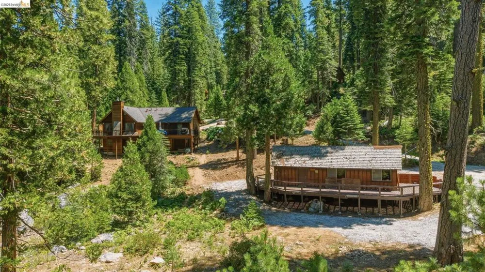 31500 Old Strawberry Rd Strawberry, CA 95364