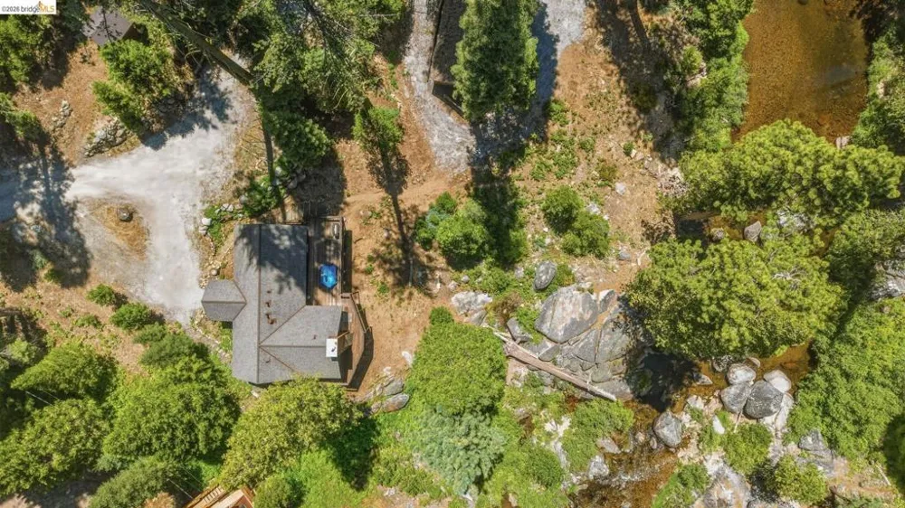 31500 Old Strawberry Rd Strawberry, CA 95364