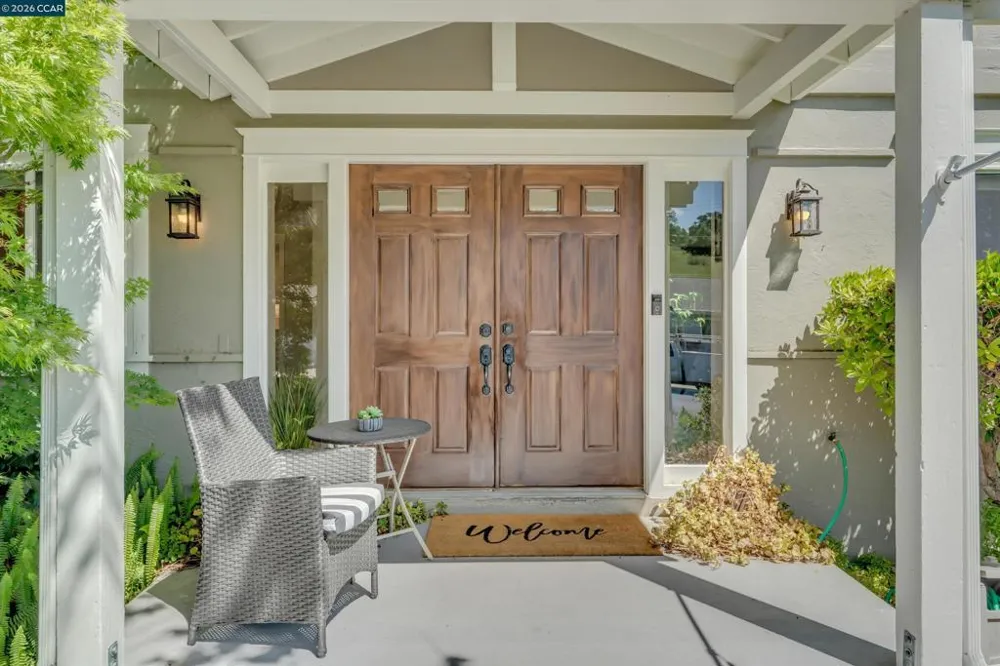 235 Appalachian Dr Martinez, CA 94553