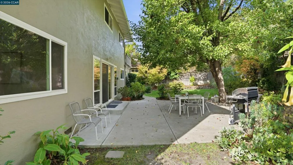 235 Appalachian Dr Martinez, CA 94553