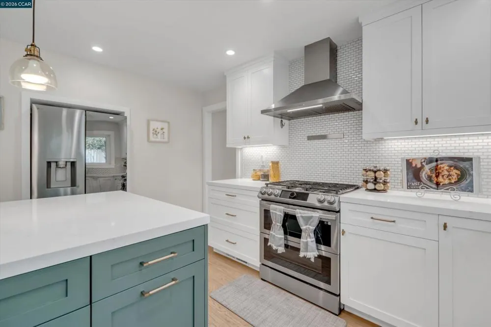 235 Appalachian Dr Martinez, CA 94553