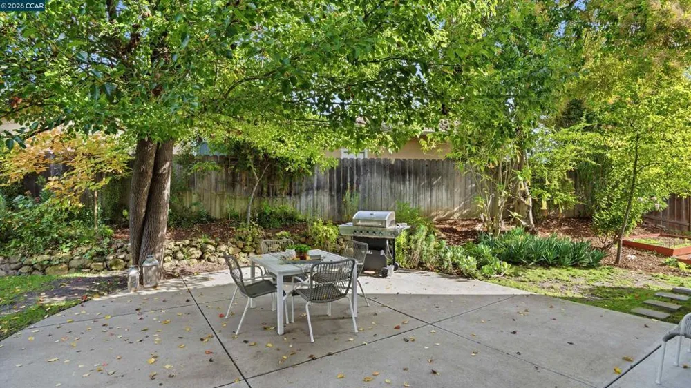 235 Appalachian Dr Martinez, CA 94553