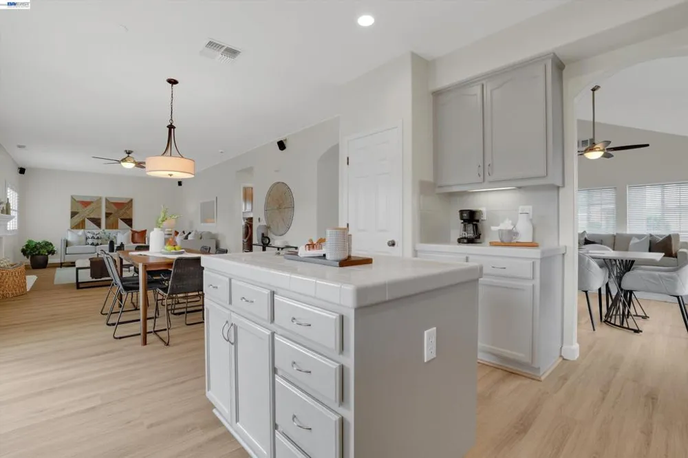 763 grafton st Manteca, CA 95337