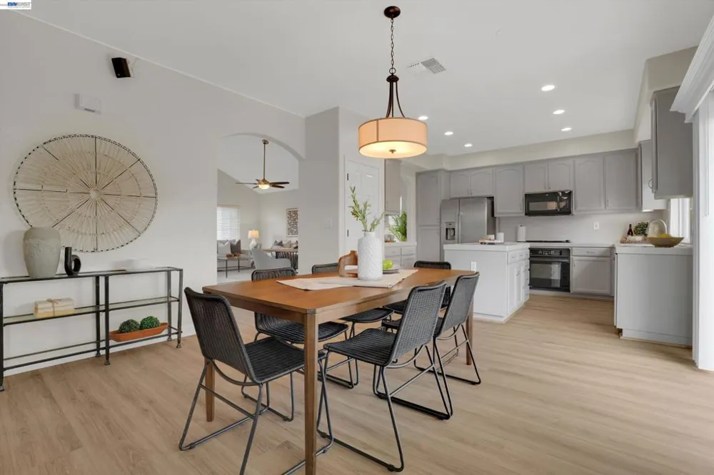 763 grafton st Manteca, CA 95337