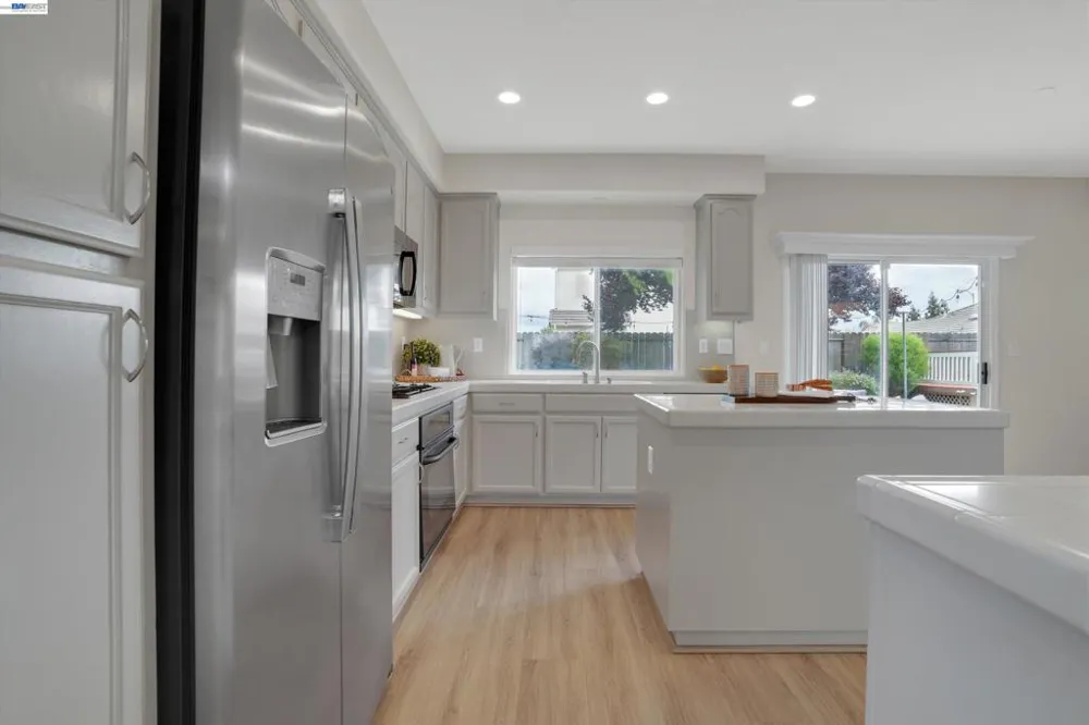 763 grafton st Manteca, CA 95337
