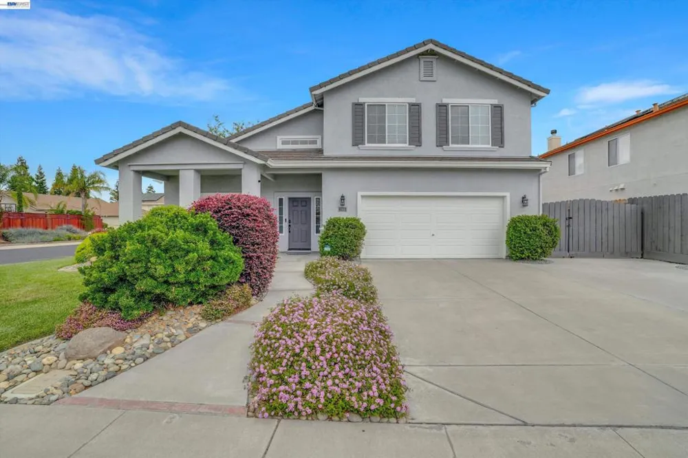 763 grafton st Manteca, CA 95337