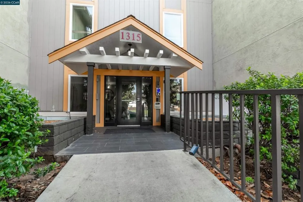 1315 A St Hayward, CA 94541