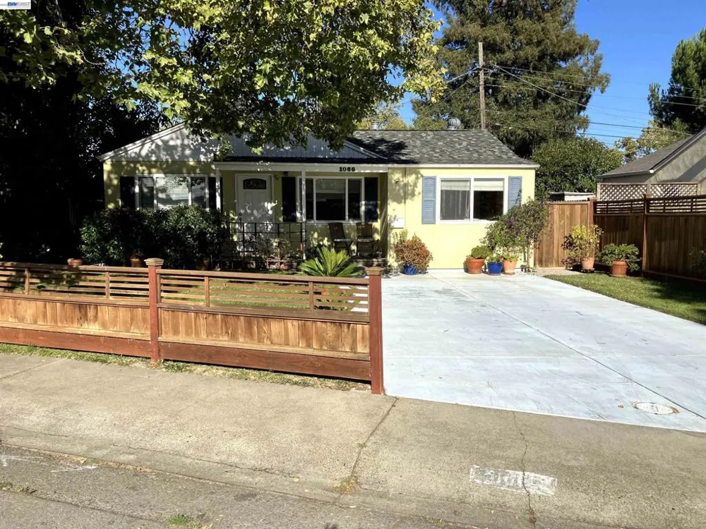 1066 Maple Ave Vallejo, CA 94591