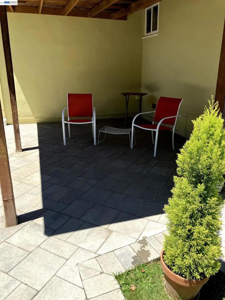 1066 Maple Ave Vallejo, CA 94591