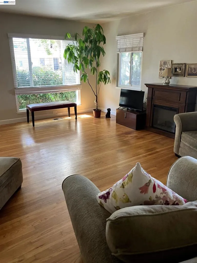 1066 Maple Ave Vallejo, CA 94591