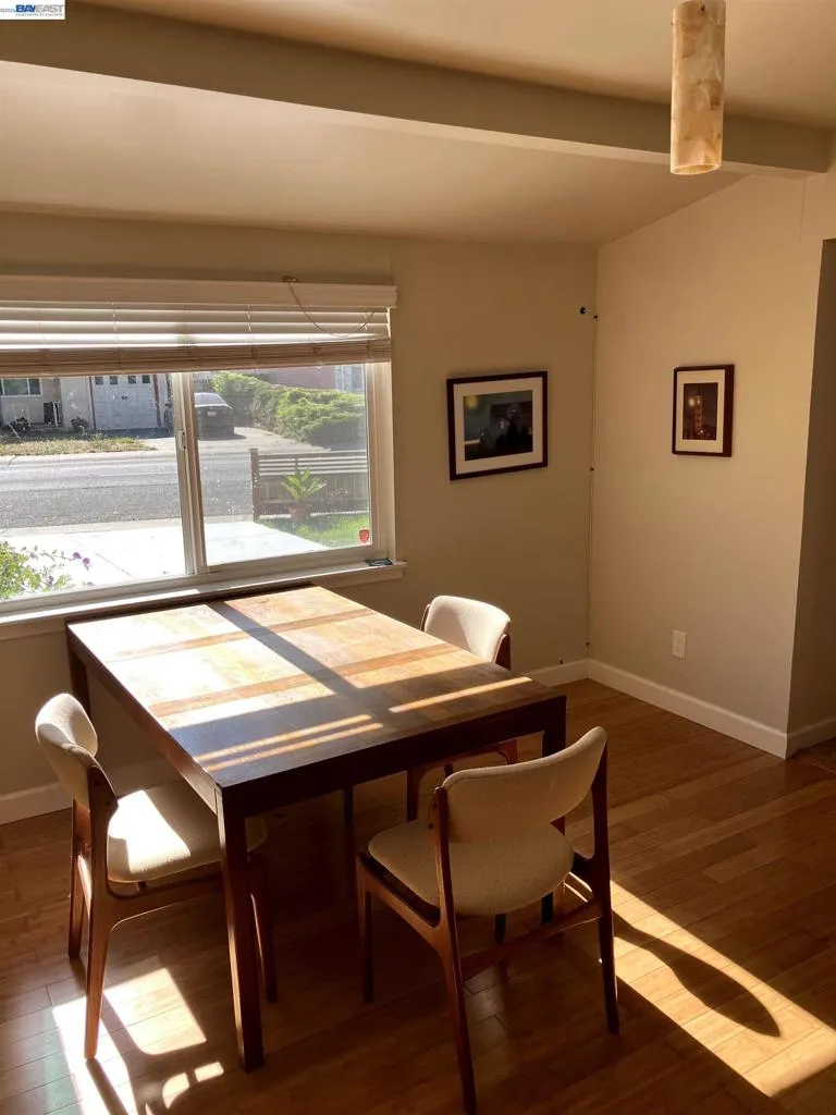 1066 Maple Ave Vallejo, CA 94591