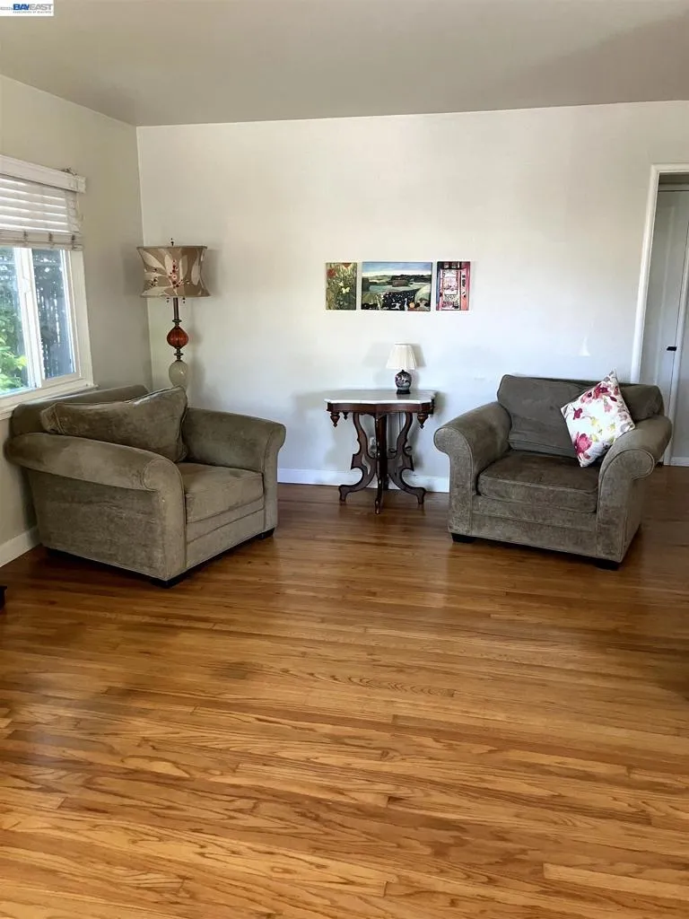 1066 Maple Ave Vallejo, CA 94591