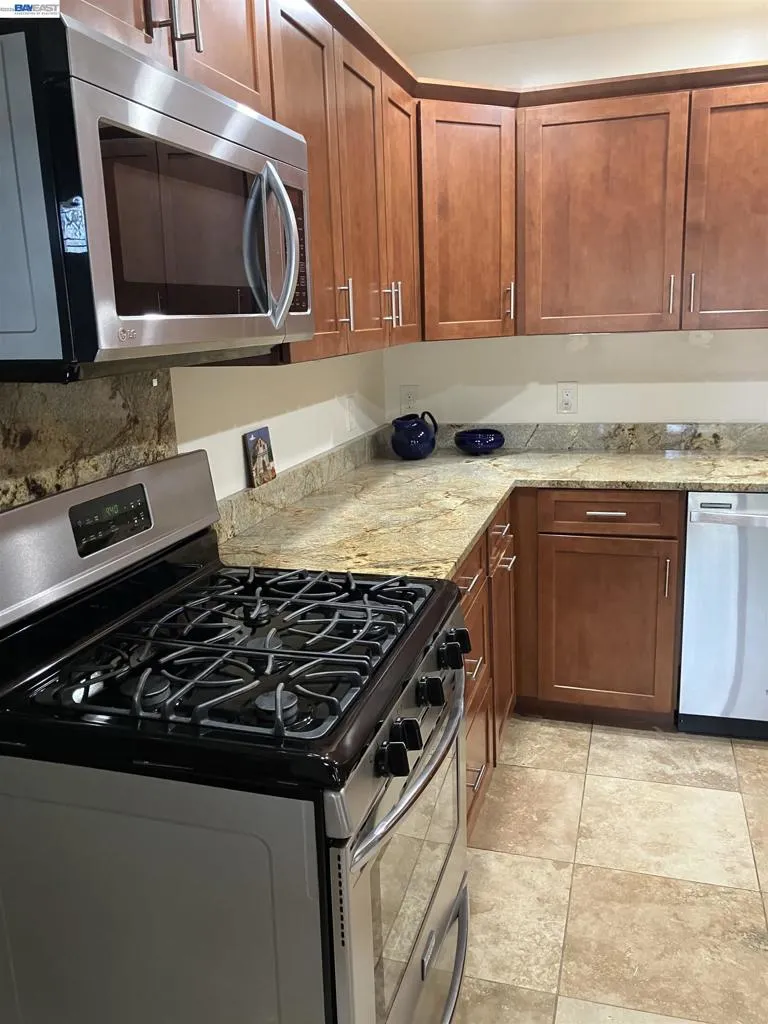 1066 Maple Ave Vallejo, CA 94591