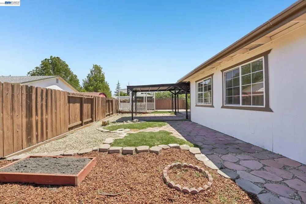 5954 Running Hills Ave Livermore, CA 94551