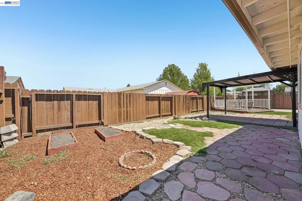 5954 Running Hills Ave Livermore, CA 94551
