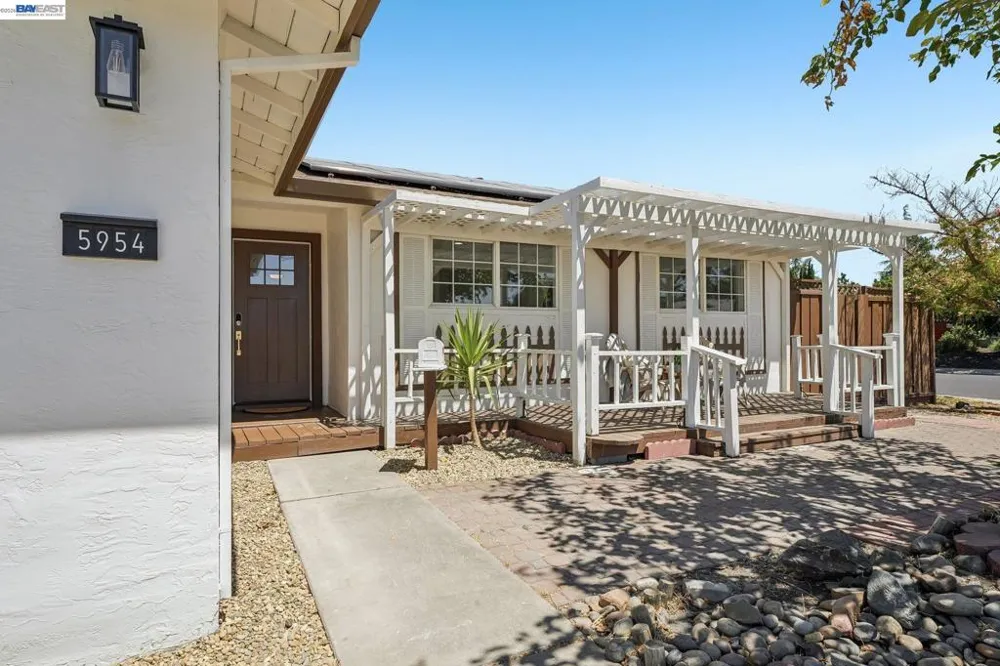 5954 Running Hills Ave Livermore, CA 94551