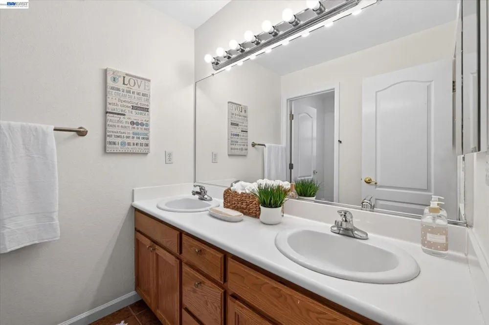 2661 Zepher Ct Antioch, CA 94531