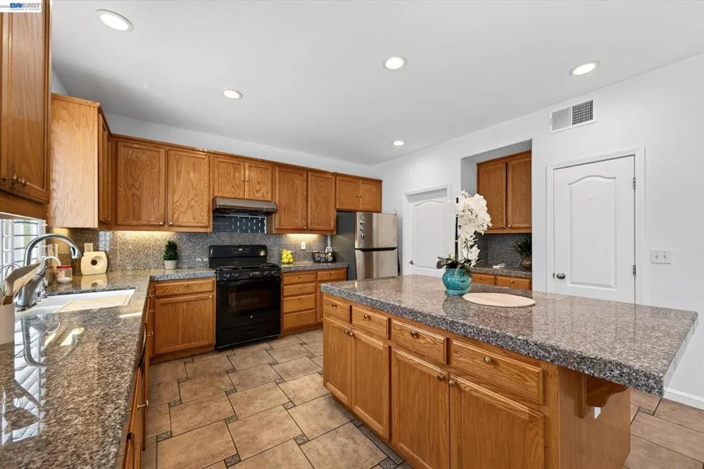 2661 Zepher Ct Antioch, CA 94531