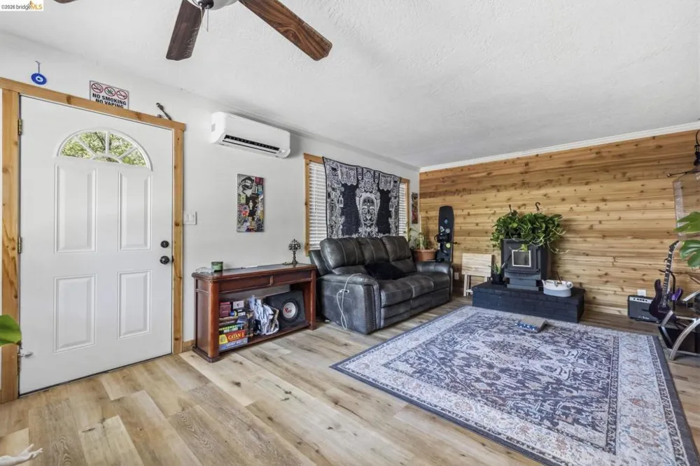 22859 Miners Avenue Twain Harte, CA 95383