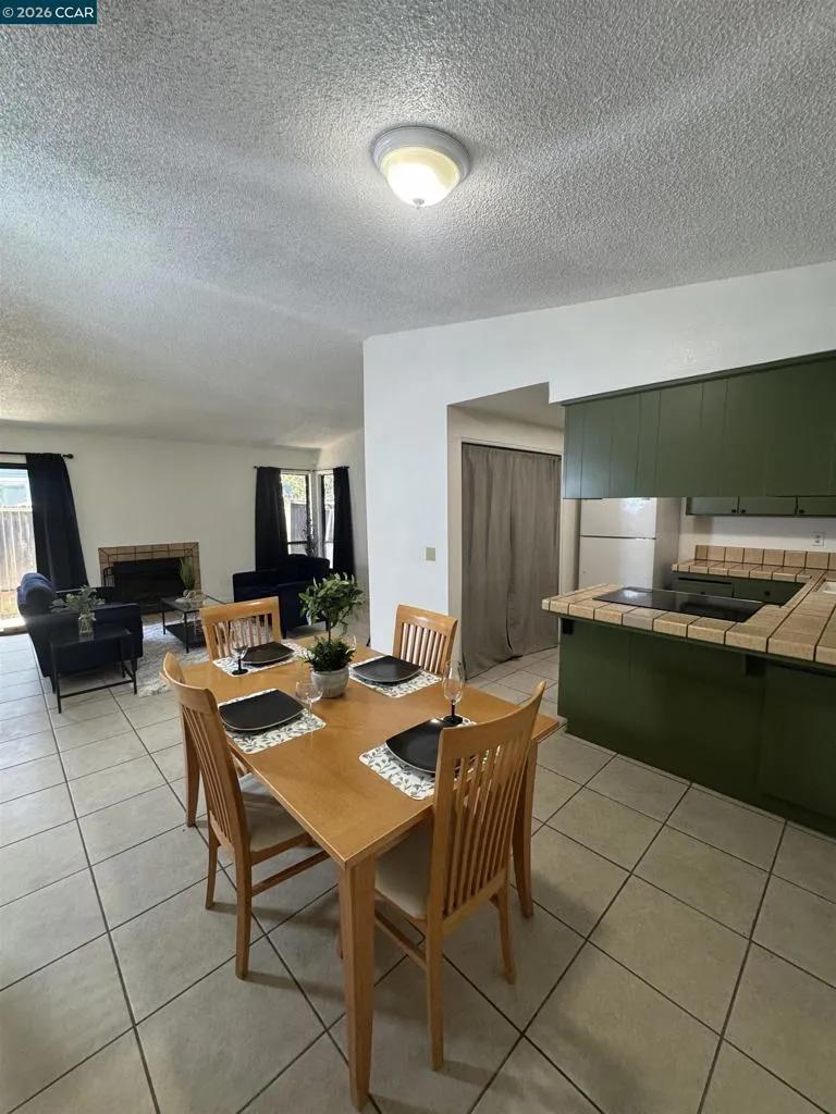 7516 Whisperwillow Dr Sacramento, CA 95828