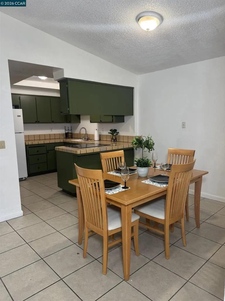 7516 Whisperwillow Dr Sacramento, CA 95828