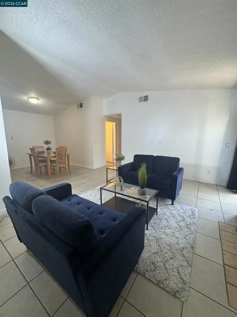 7516 Whisperwillow Dr Sacramento, CA 95828