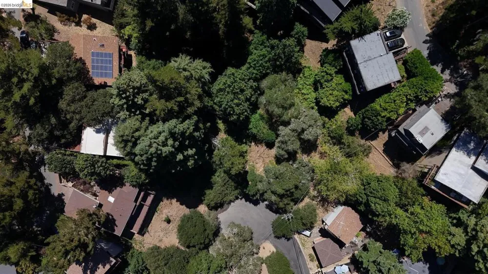 6488 Westover DR Oakland, CA 94611