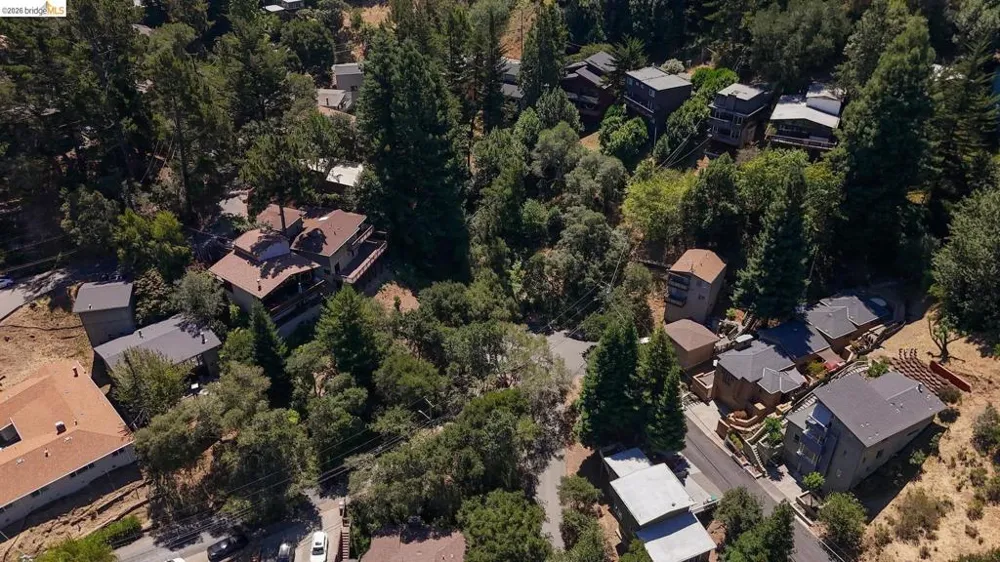 6488 Westover DR Oakland, CA 94611