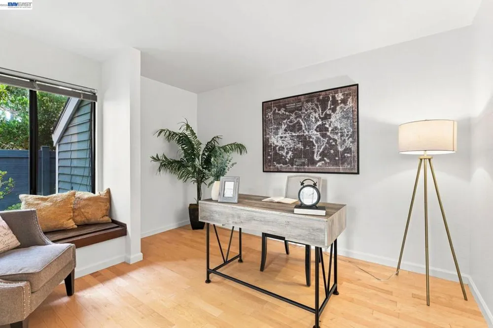 5361 Black Ave. #4 Pleasanton, CA 94566