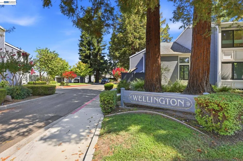 5361 Black Ave. #4 Pleasanton, CA 94566