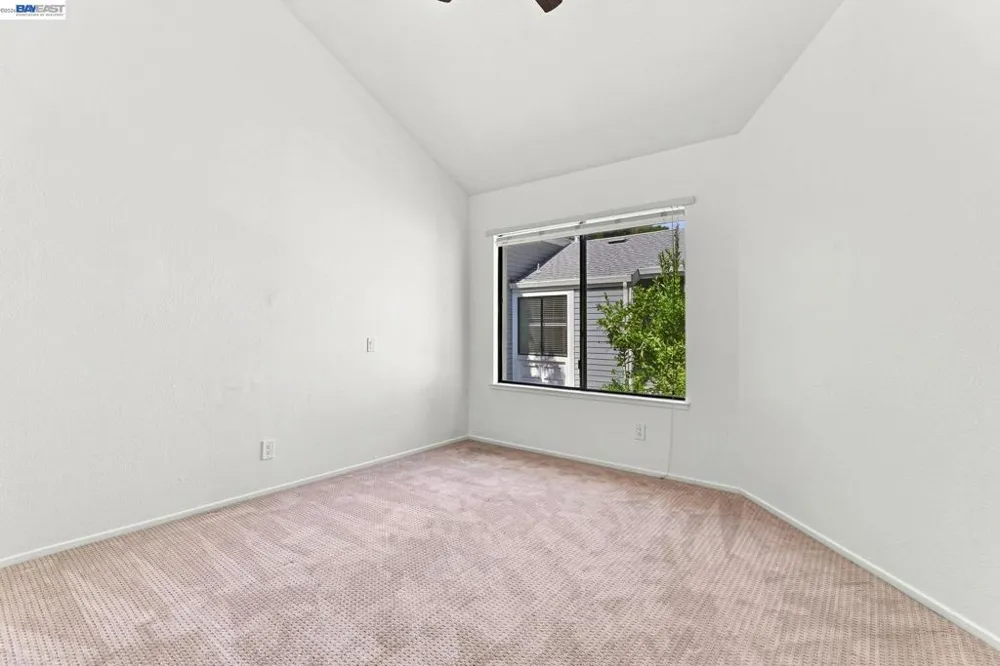5361 Black Ave. #4 Pleasanton, CA 94566
