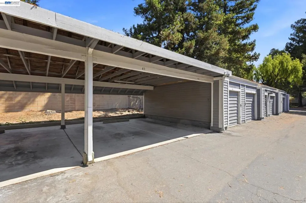 5361 Black Ave. #4 Pleasanton, CA 94566