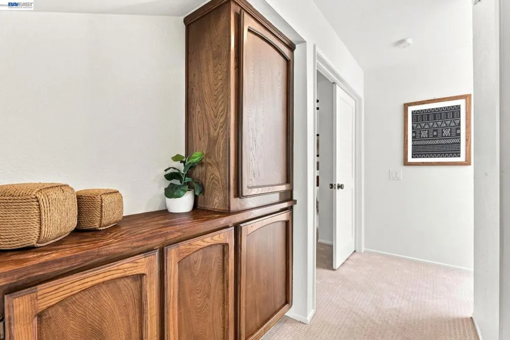 5361 Black Ave. #4 Pleasanton, CA 94566