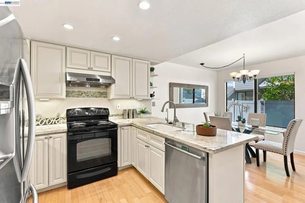 5361 Black Ave. #4 Pleasanton, CA 94566