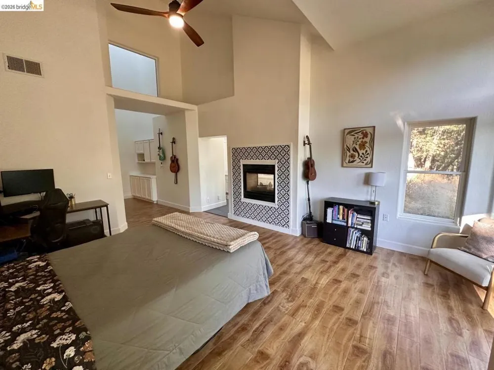 2080 Nelson RD Camino, CA 95709