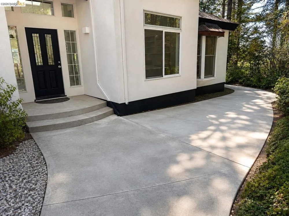 2080 Nelson RD Camino, CA 95709