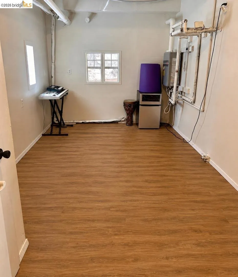 2080 Nelson RD Camino, CA 95709