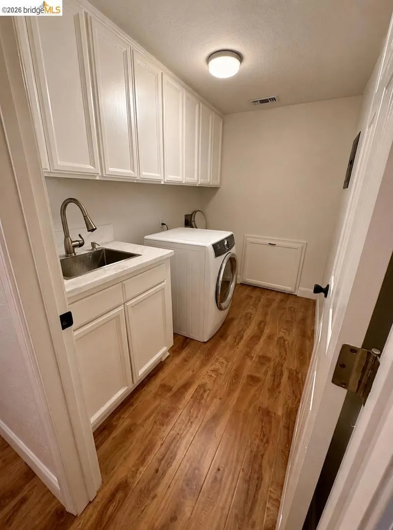 2080 Nelson RD Camino, CA 95709