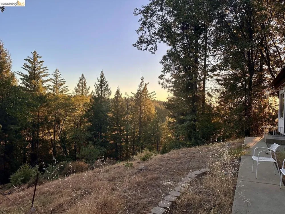 2080 Nelson RD Camino, CA 95709