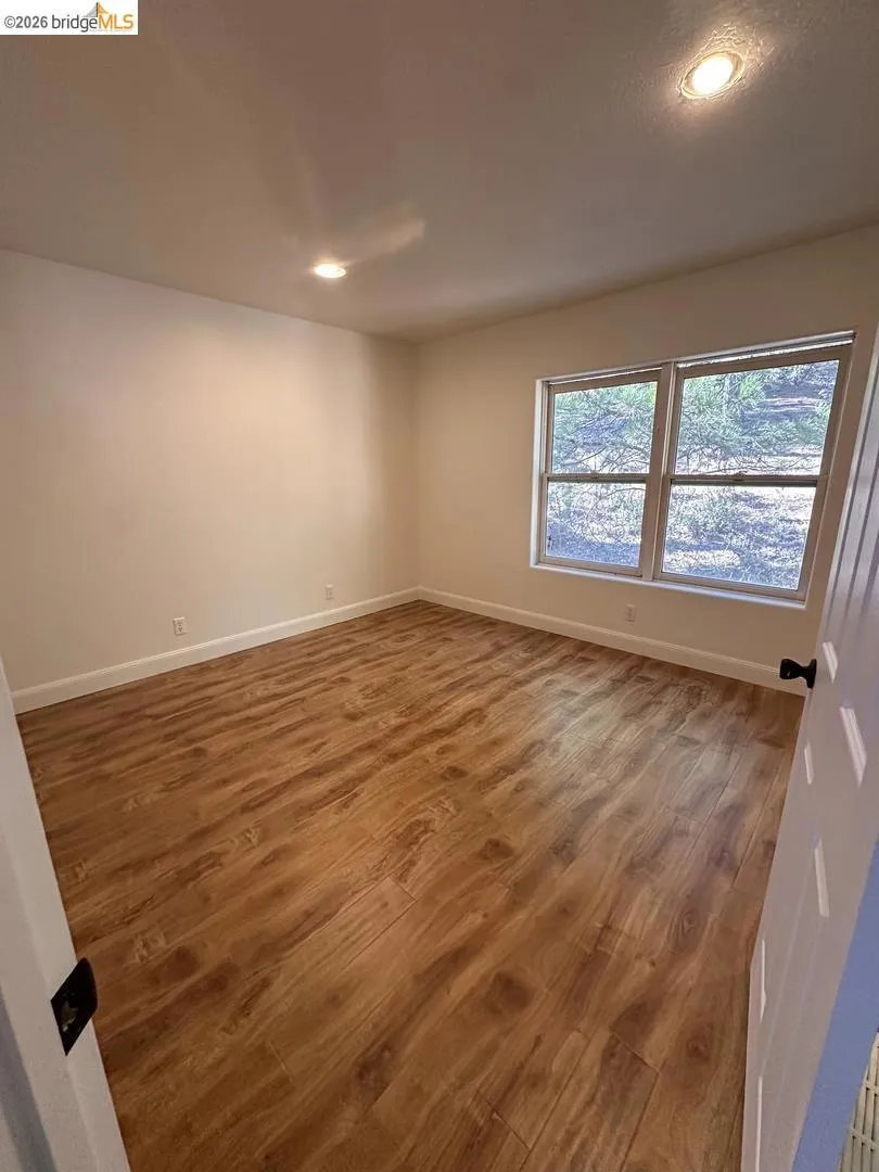 2080 Nelson RD Camino, CA 95709