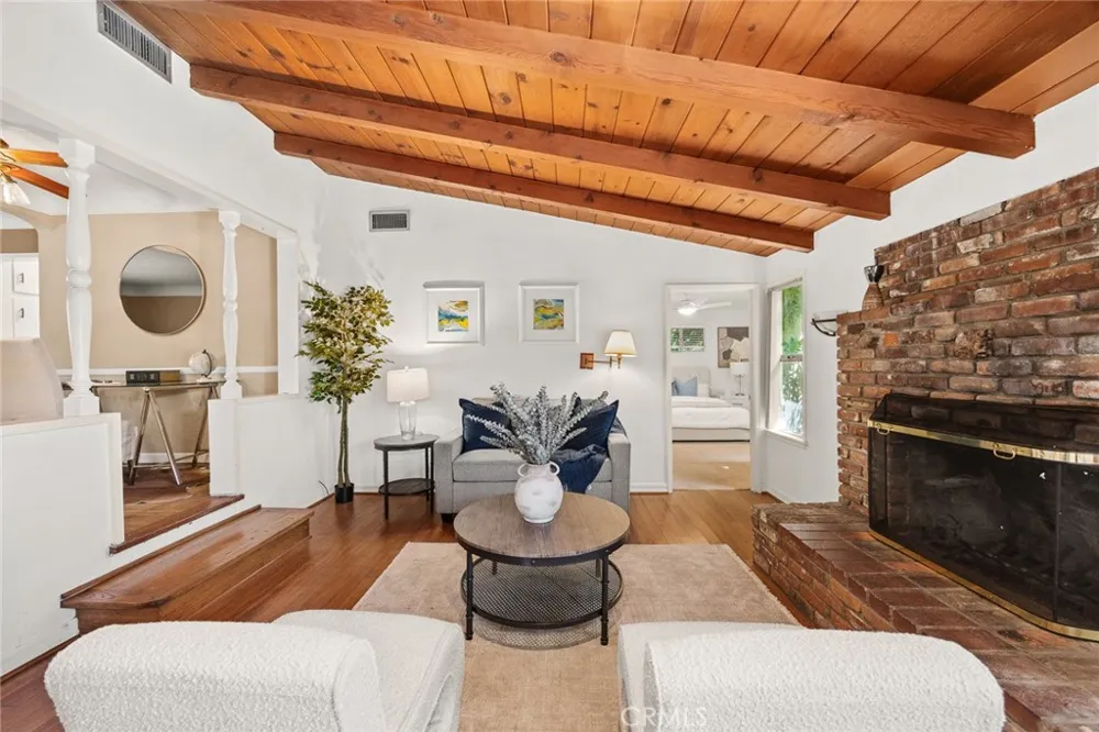 38 W Pamela Arcadia, CA 91007