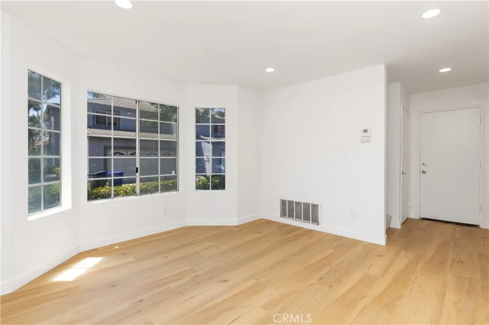 8215 Burgess Place Rancho Cucamonga, CA 91730