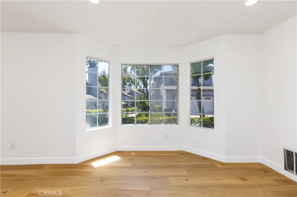8215 Burgess Place Rancho Cucamonga, CA 91730