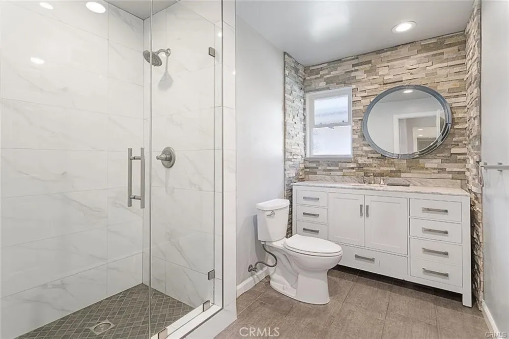 3715 Don Benito Court Pasadena, CA 91107