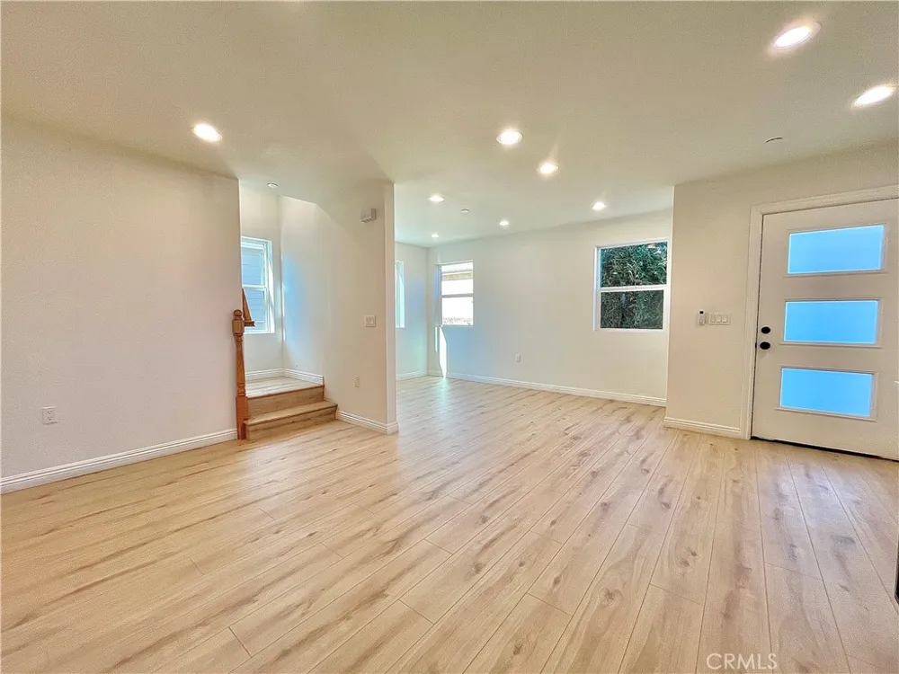 938 E Sandra Avenue Arcadia, CA 91006