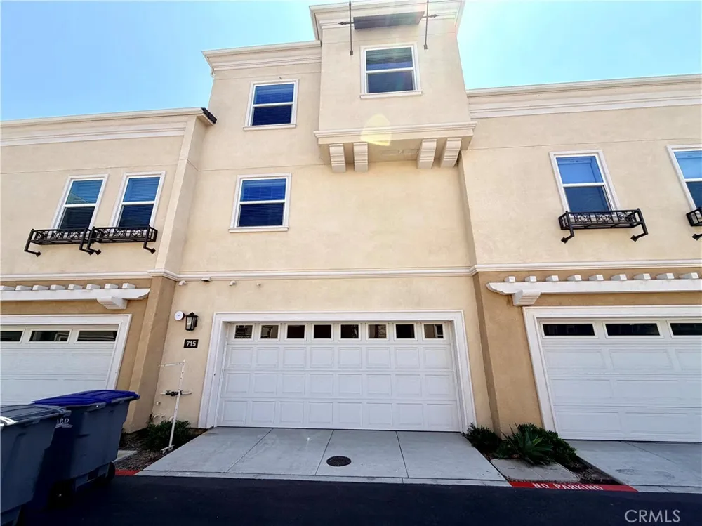 715 Winchester Drive Oxnard, CA 93036