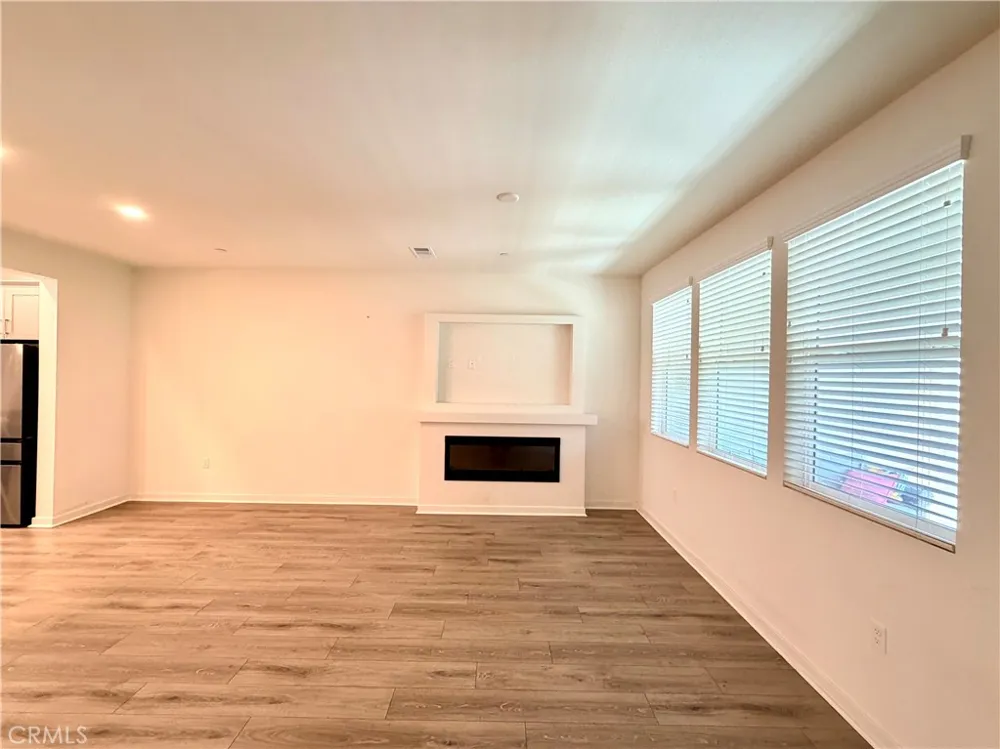 715 Winchester Drive Oxnard, CA 93036
