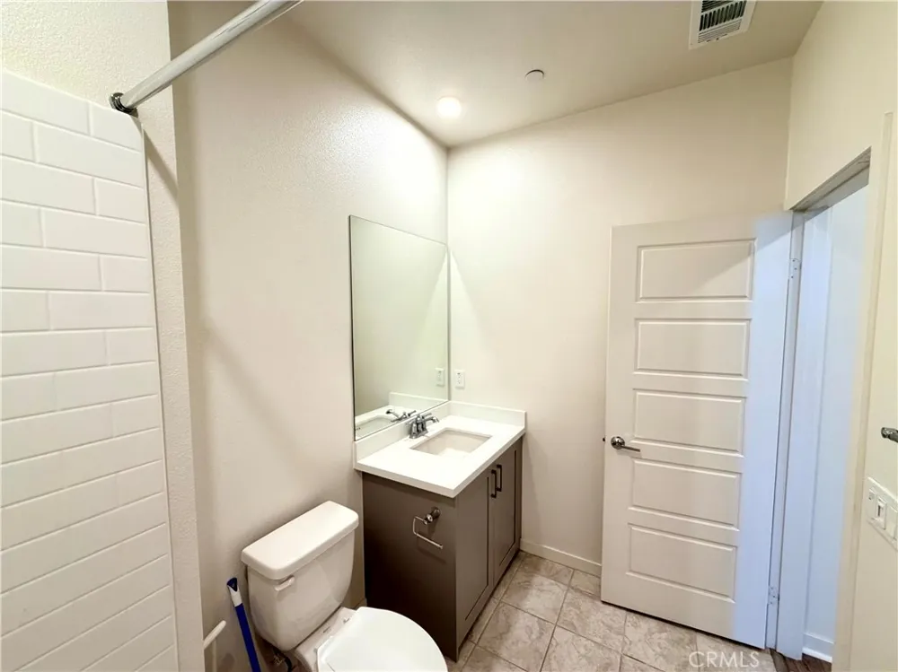 715 Winchester Drive Oxnard, CA 93036