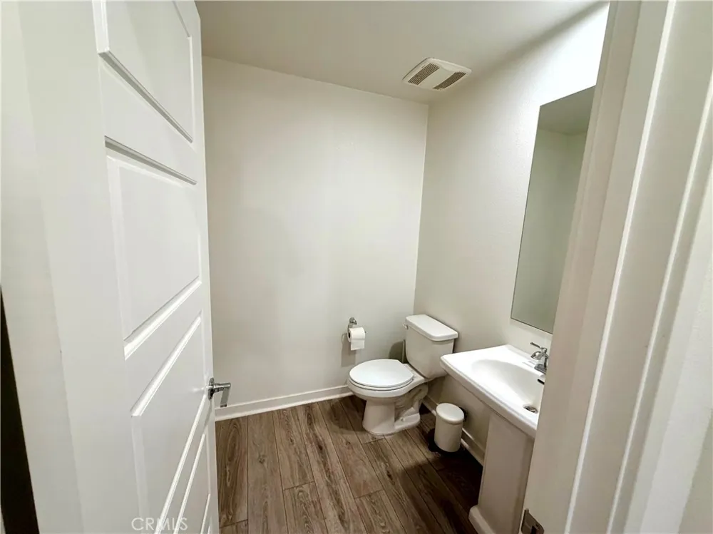 715 Winchester Drive Oxnard, CA 93036